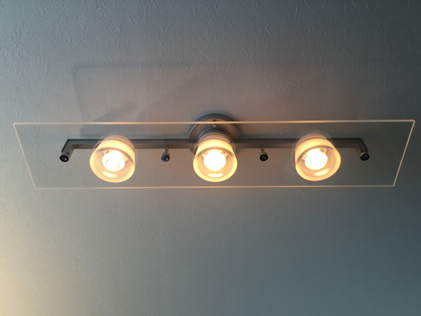 YAMAGIWA P-FLAT – てるくにでんきの毎日は照明器具の毎日