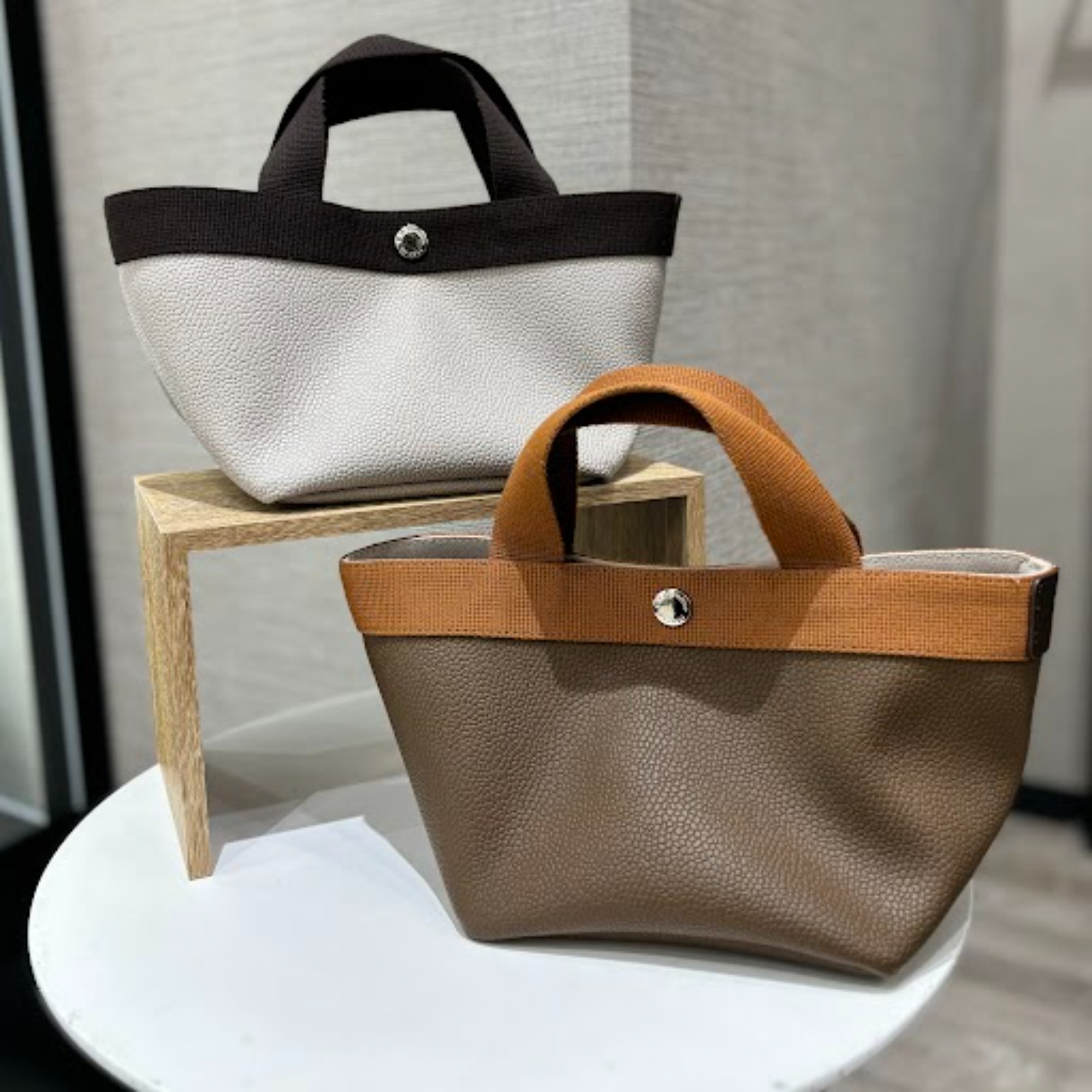 Herve Chapelier /エルベシャプリエ】より【リュクス舟型トートS】が2