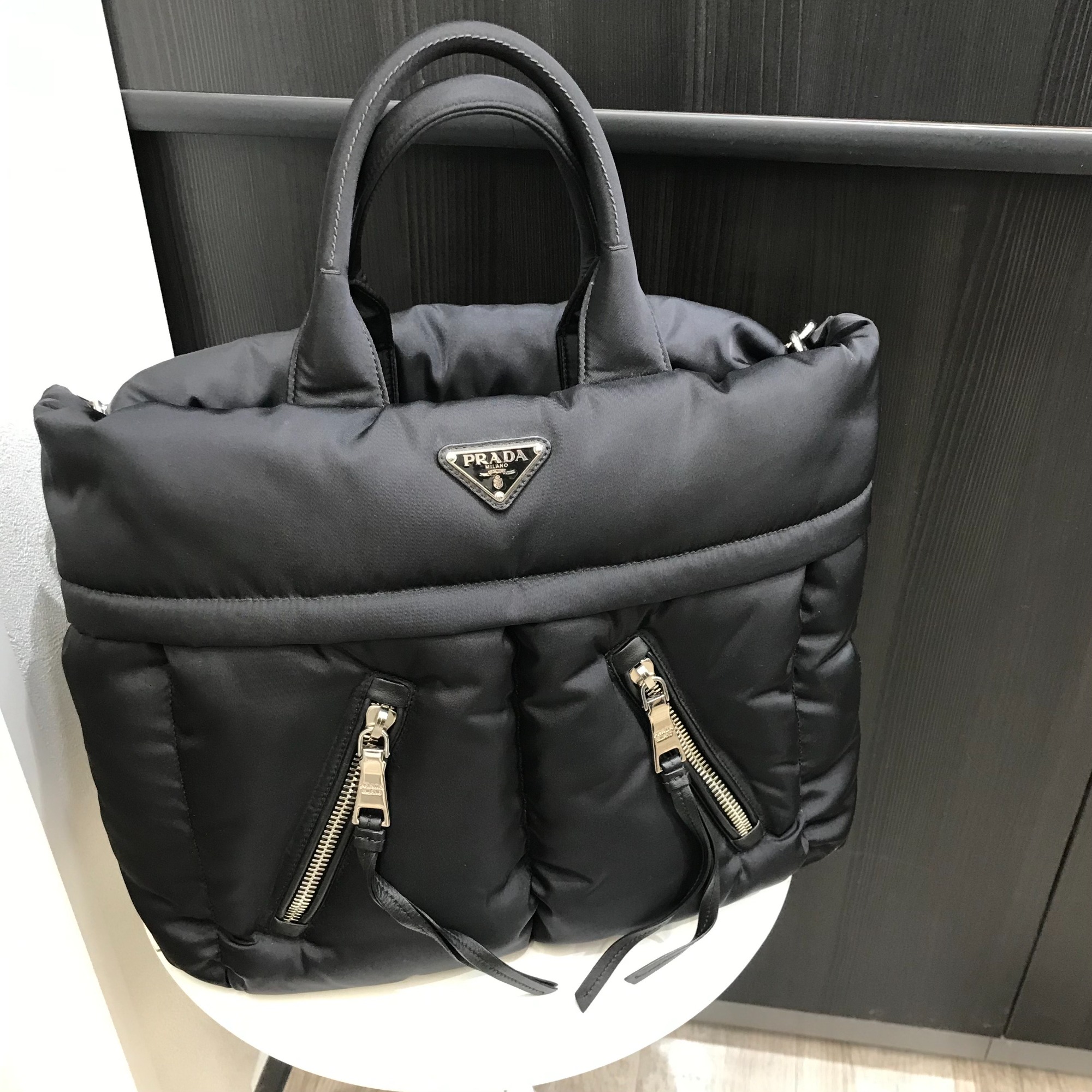 PRADA/プラダ】より【テスートボンバートートバッグ】が買取入荷致し