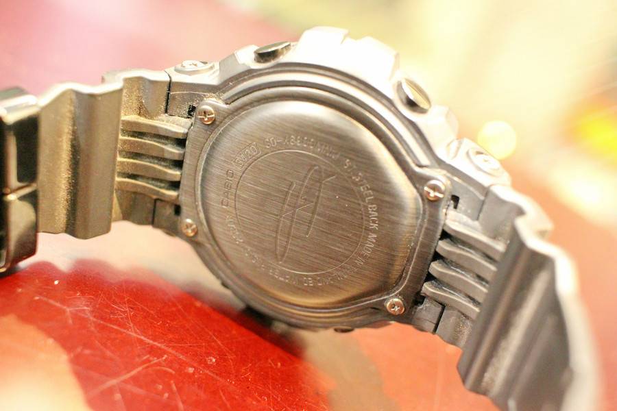 EMINEMコラボ・G-SHOCK 30周年記念モデル[2016.03.20発行