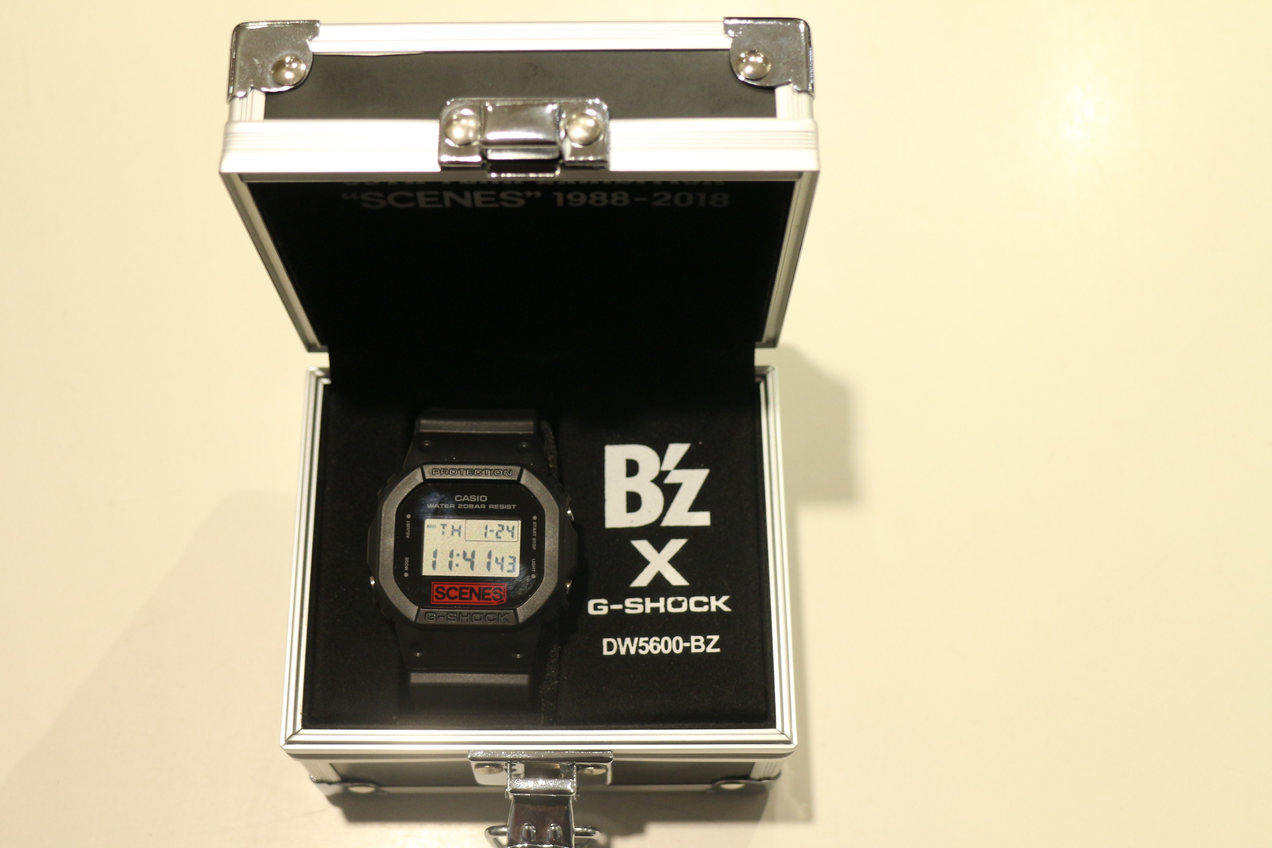 G-SHOCK(ジーショック)×B'z（ビーズ）より、30周年記念モデルGW-5600BZ