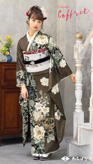 阿部ここは × Coffret”の振袖-緑｜成人記念の新作振袖ご紹介