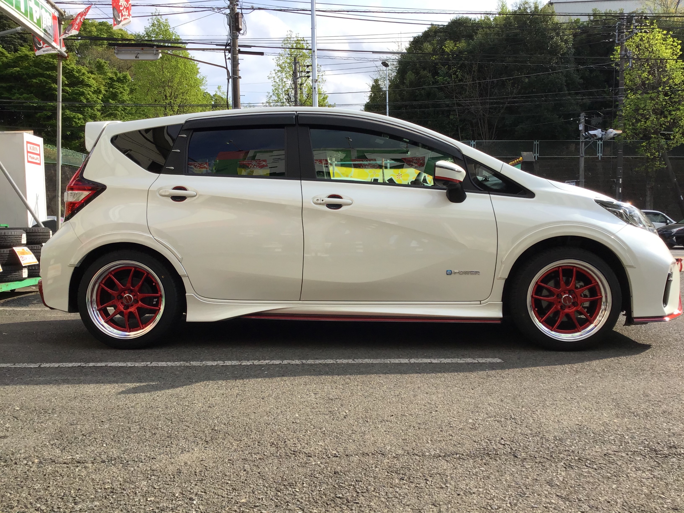 NISMO ノート e-POWER テイン 車高調取付 | 店舗おススメ情報 | タイヤ