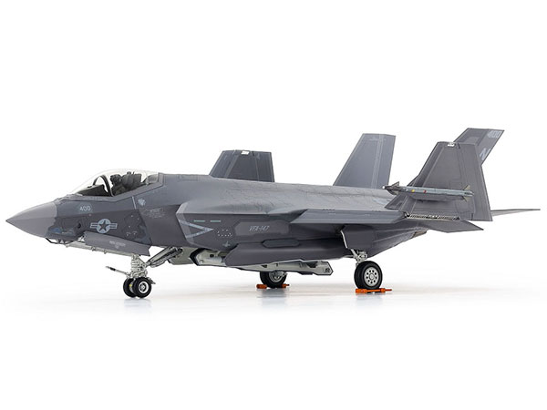 タミヤ 1/48 傑作機シリーズ ロッキード マーチン F-35C ライトニング