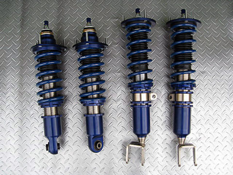 田中オートサービス 純正サス以上のストロークを確保した車高調整式