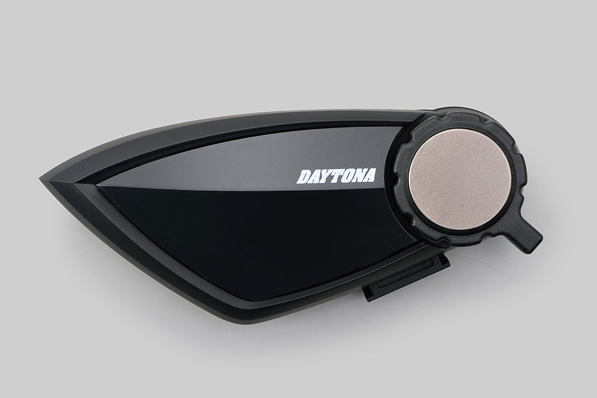 デイトナのインカムがバージョンアップで会話も音楽も音質がよくなった