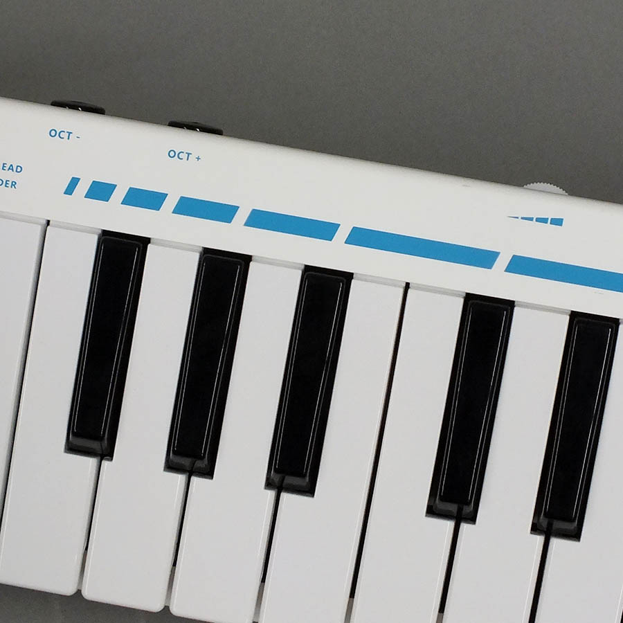 WK37 WINDKEY(ウィンキー)【電子鍵盤ハーモニカ】 - 谷口楽器