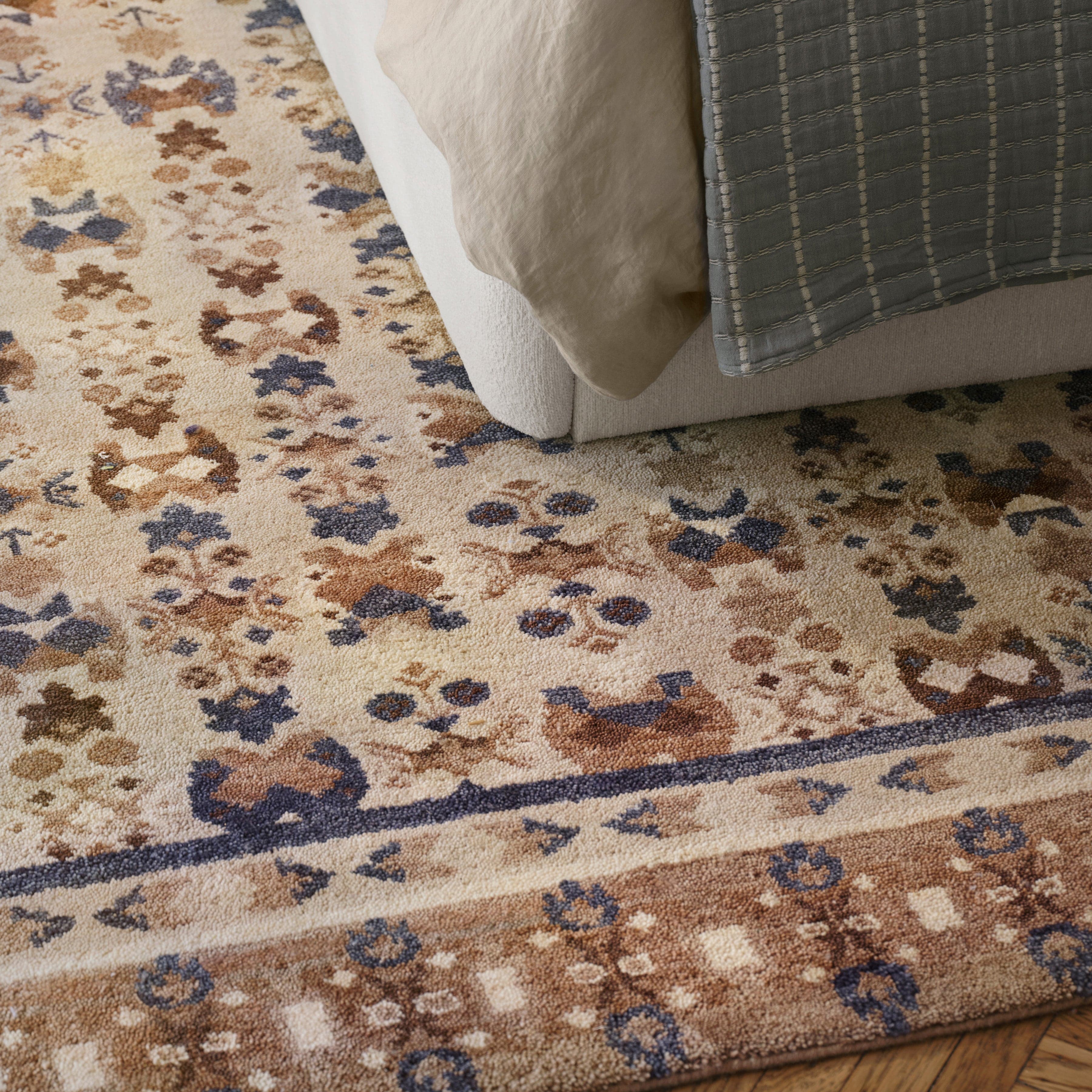 Aisha Hand-Knotted Area Rug – The Citizenry