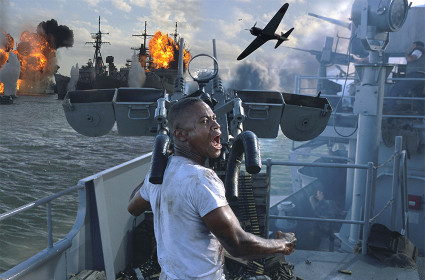 真珠湾攻撃、その再現方法を比較する『パール・ハーバー』と『トラ