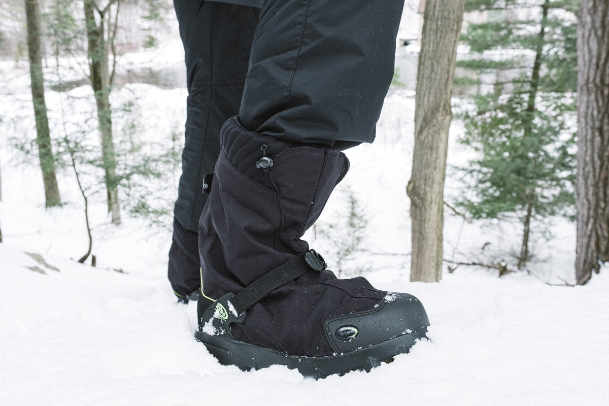 NEOS Insulated Explorer GlacierTREK 16 Traction Cleat Overshoes