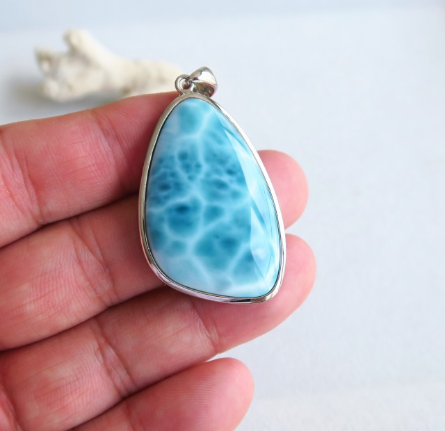 RA0279 【稀少】 ドミニカ産 ラリマー（ブルーペクトライト