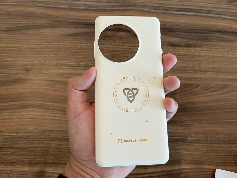 oneplus-ace-2-pro-genshin-