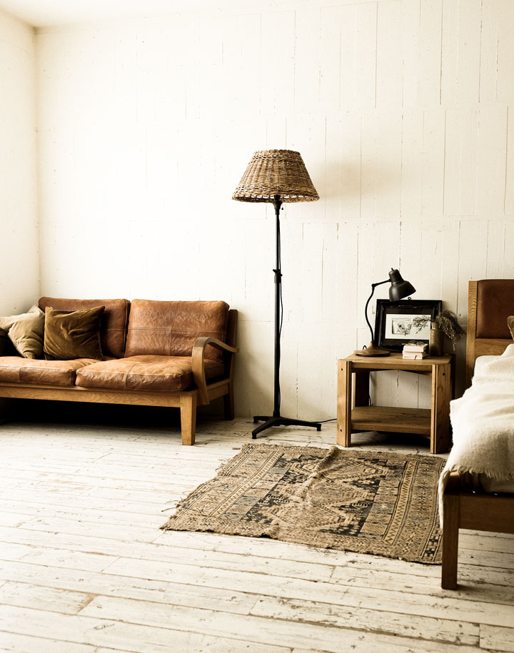 FURROWED-LEATHER OAK FRAME SOFA 2-SEATER | TRUCK FURNITURE