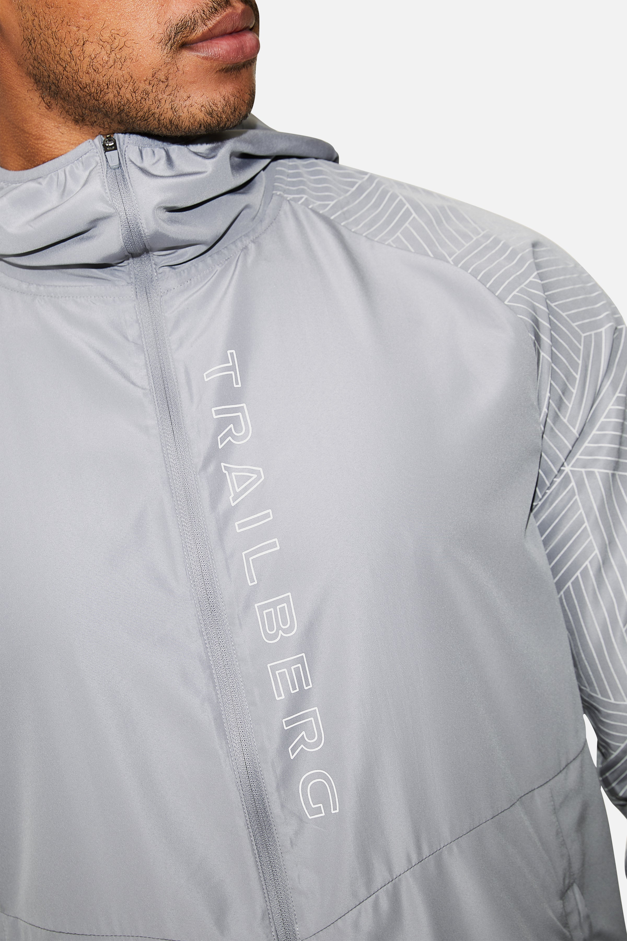 Axis Windbreaker - Frosted Fog