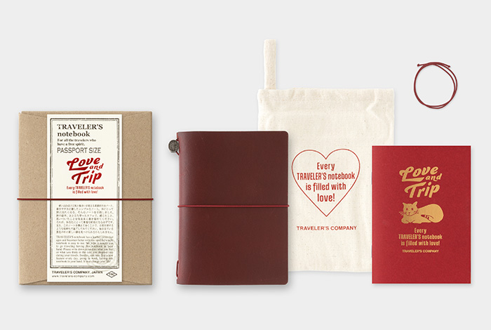 TRAVELER'S notebook Passport Size LOVE AND TRIP Red / レッド
