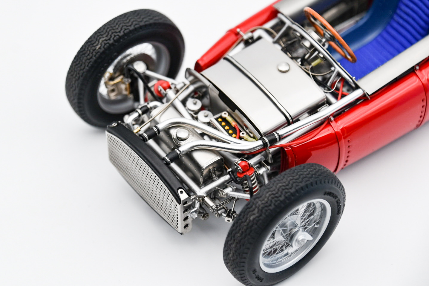 Exoto 1961 Ferrari Tipo 156 Monoposto 2 - Wolfgang von Trips | TR