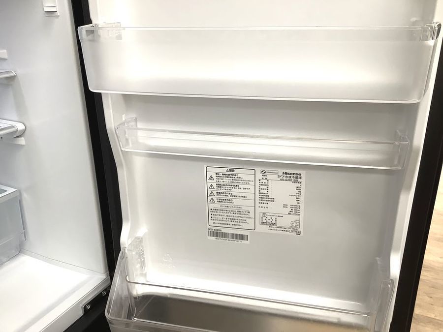 ガラスドアがオシャレでスタイリッシュ! Hisense(ハイセンス)の3ドア