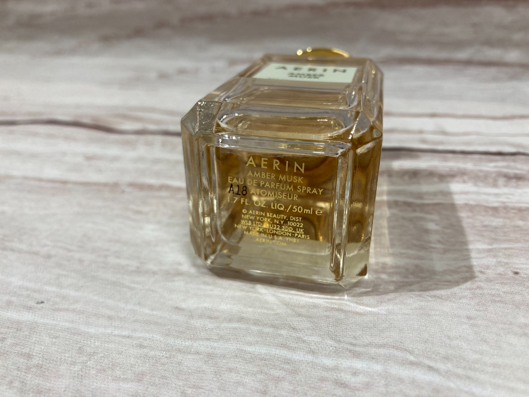 スマホで購入】AERIN(エアリン)の香水 アンバームスクが入荷しました