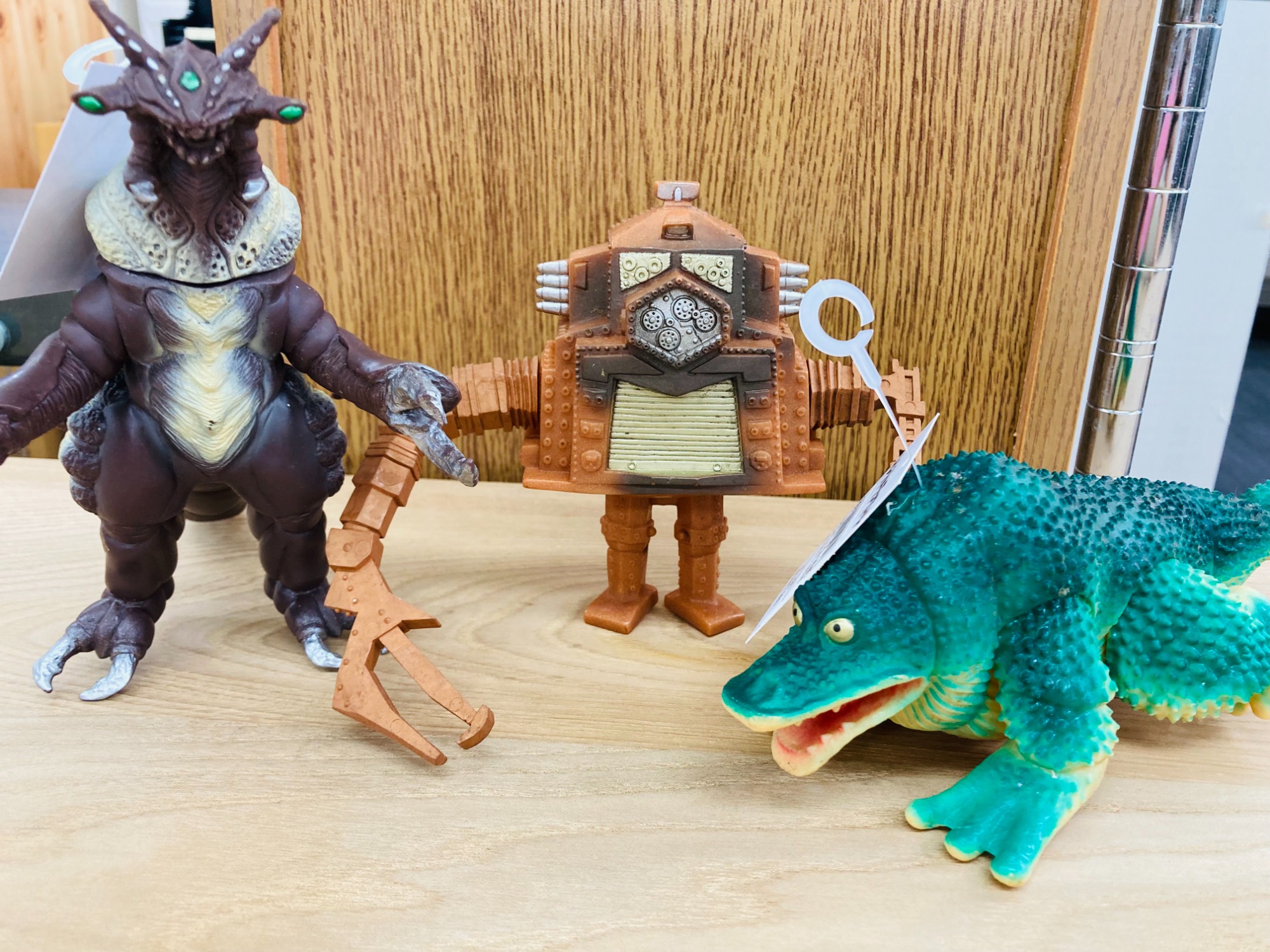 ウルトラ怪獣シリーズ】 ソフビ人形フィギュアが大量入荷致しました