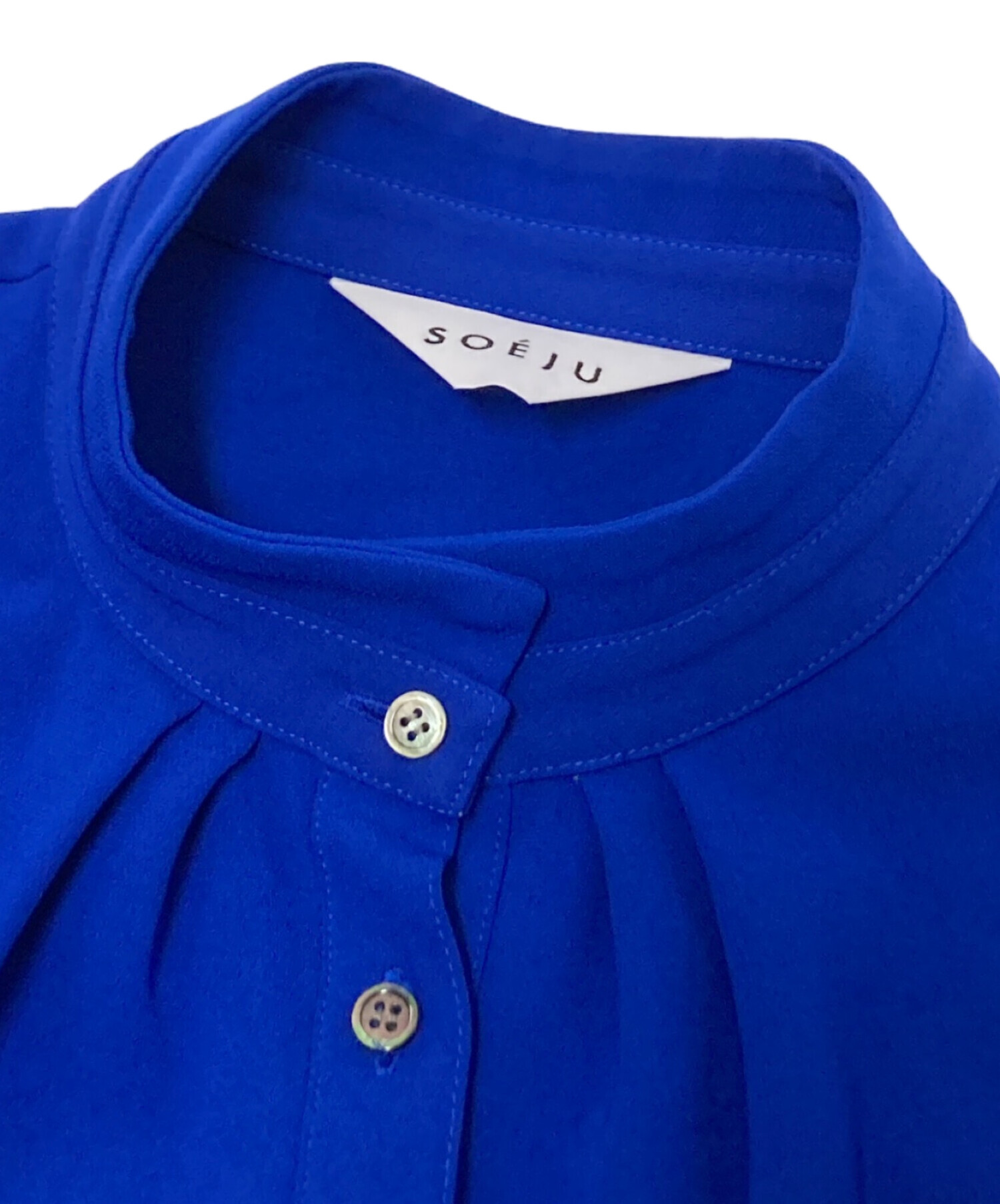 中古・古着通販】SOEJU (ソージュ) スタンドカラータックブラウス