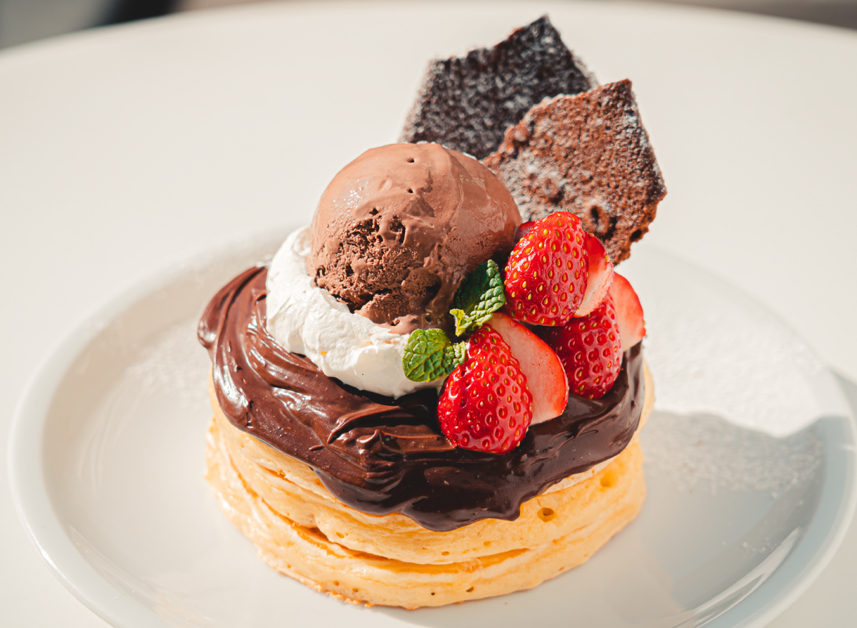 crisscross】チョコレートクリームパンケーキ | NEWS