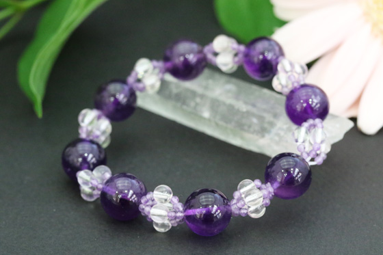 優しい光が紡ぐ、あなたの人間関係を育む物語 アメジスト＆ラベンダー