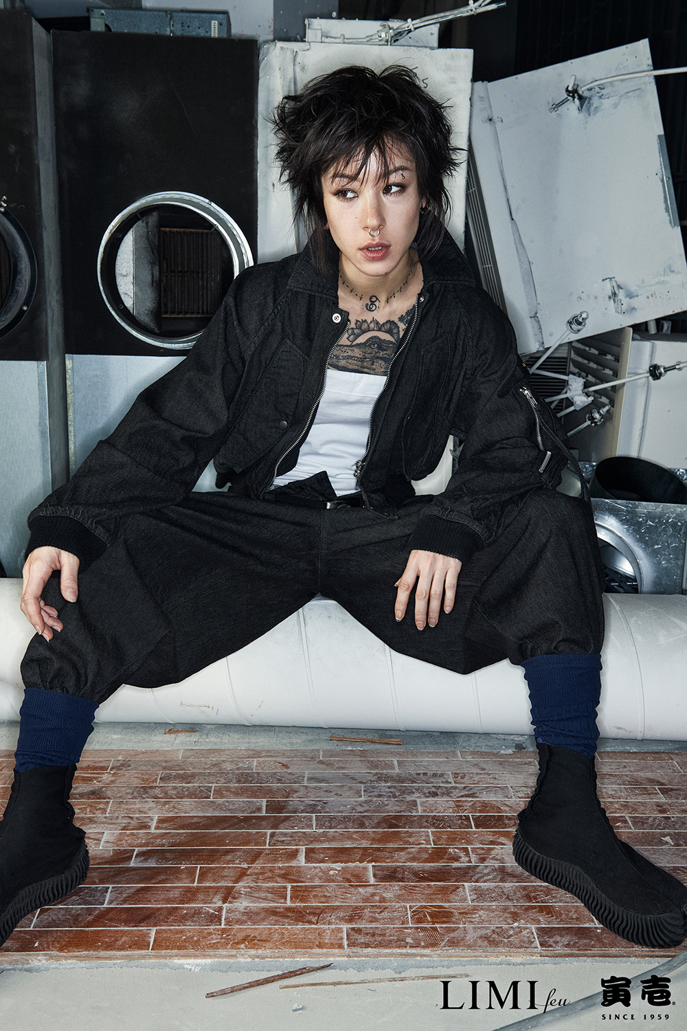 Capsules – LIMI feu | COLLECTION CATEGORY | Yohji Yamamoto (ヨウジ