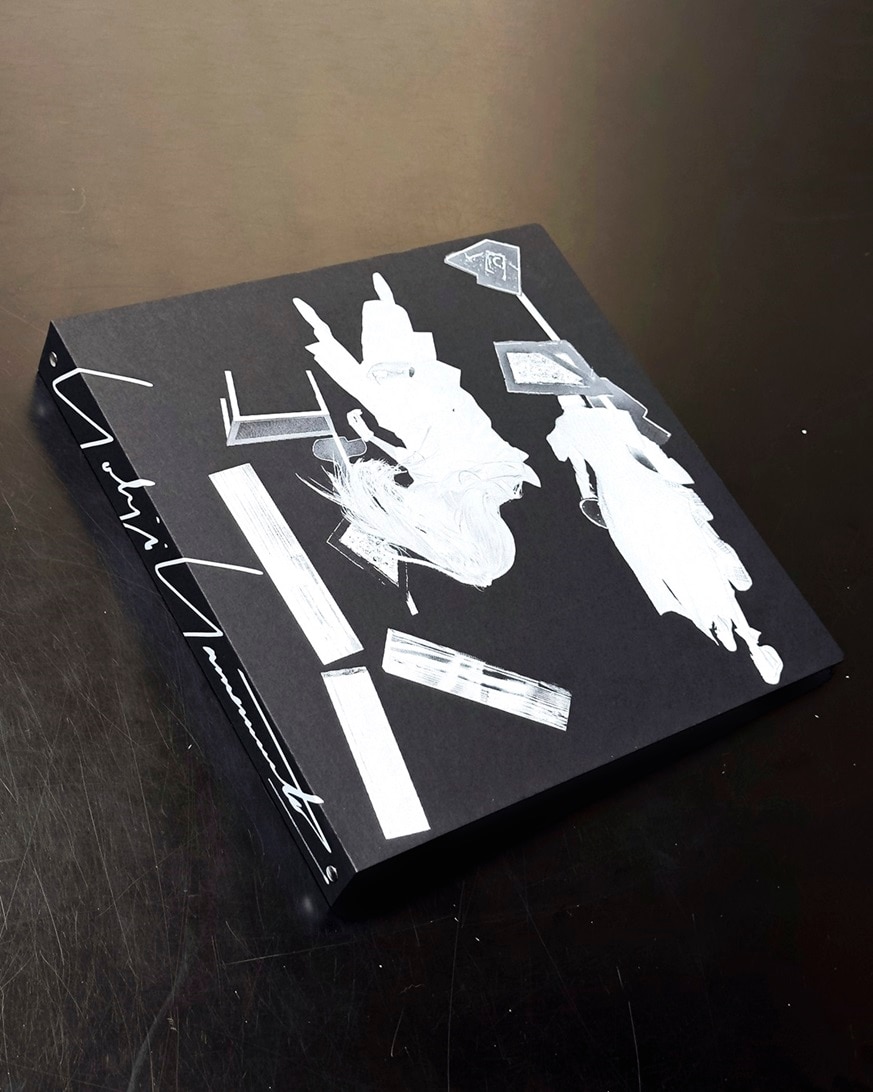 Yohji Yamamoto × M/M(Paris)Yohji Yamamoto “Perspective Libre