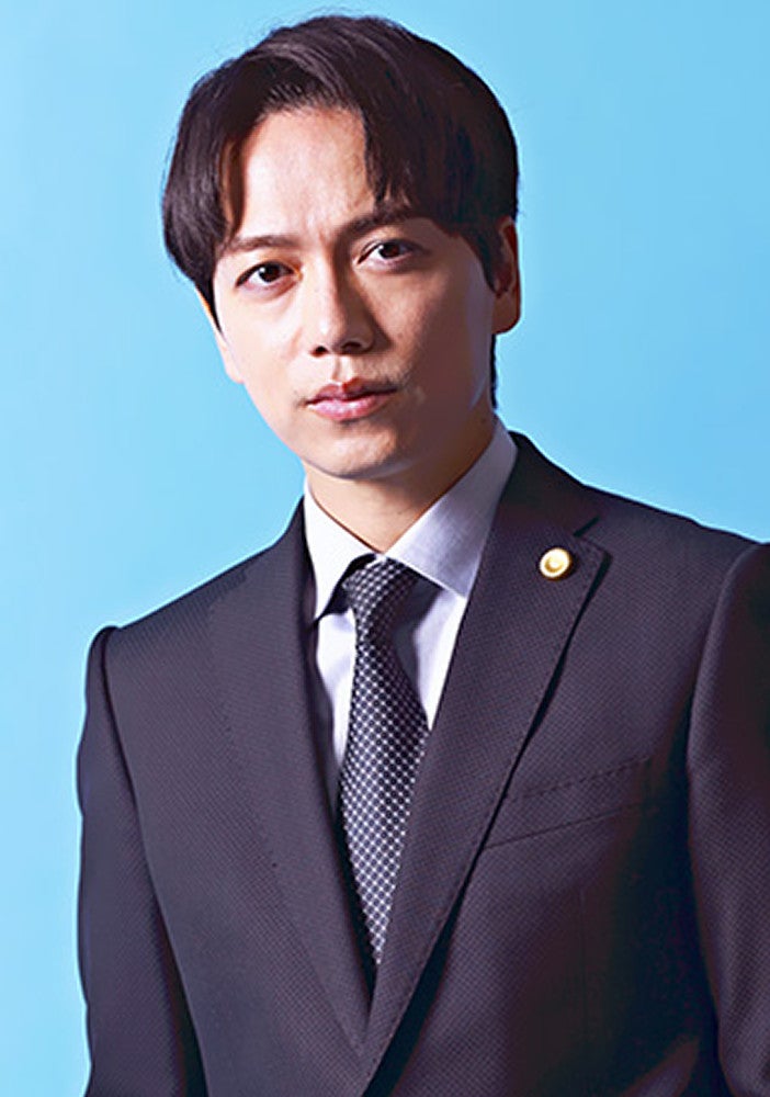 山崎育三郎「ハイエナ」で法曹界のプリンスに…撮影現場で歌う？ : 読売新聞