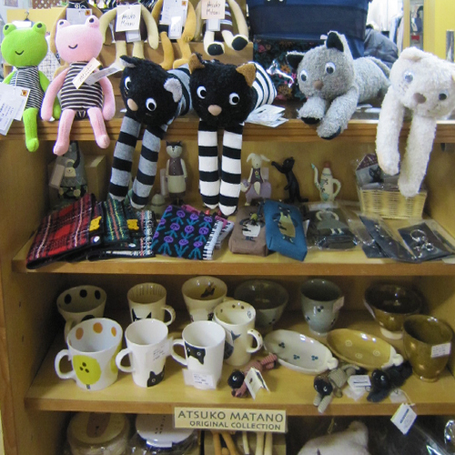 やぶらぶウォーカー / Atsuko Matano フェイスクッション 黒猫 La