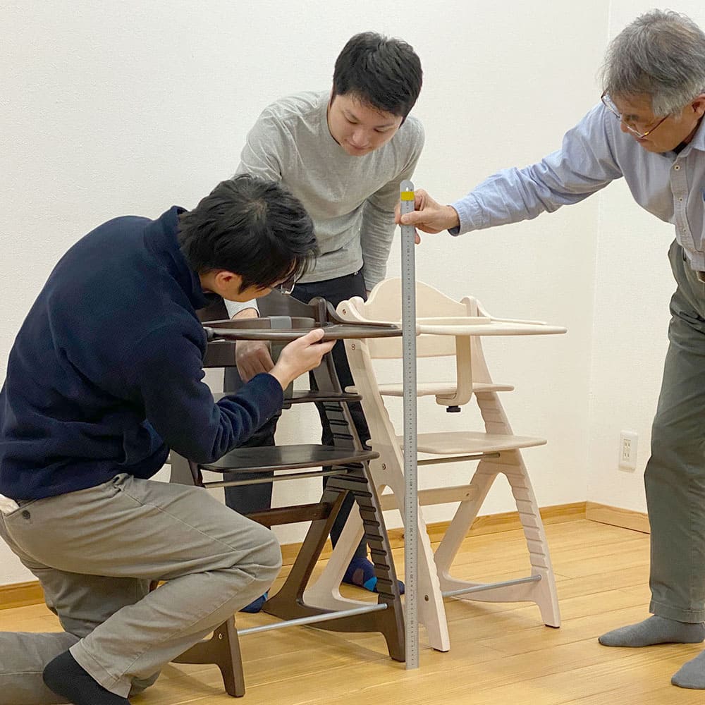 家族の家具のこと、もっと話そう「すくすくチェアGL＆スリム-J」編