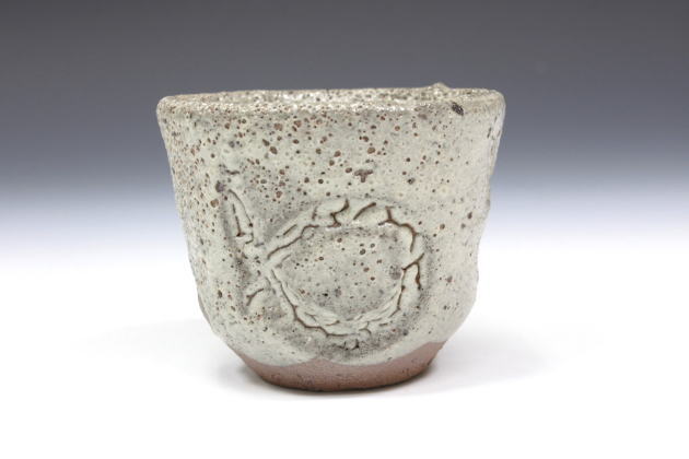 柳瀬美術店 / 中川自然坊「彫唐津ぐい呑-2」共箱[NAKAGAWA Jinenbo