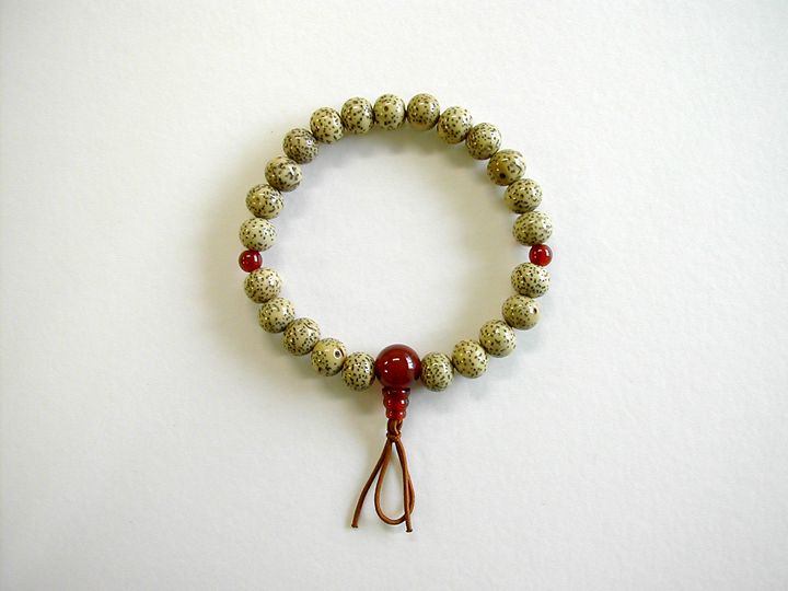 星月菩提樹尺二丸腕輪瑪瑙仕立 お数珠の安田念珠店へ｜総本山御用達