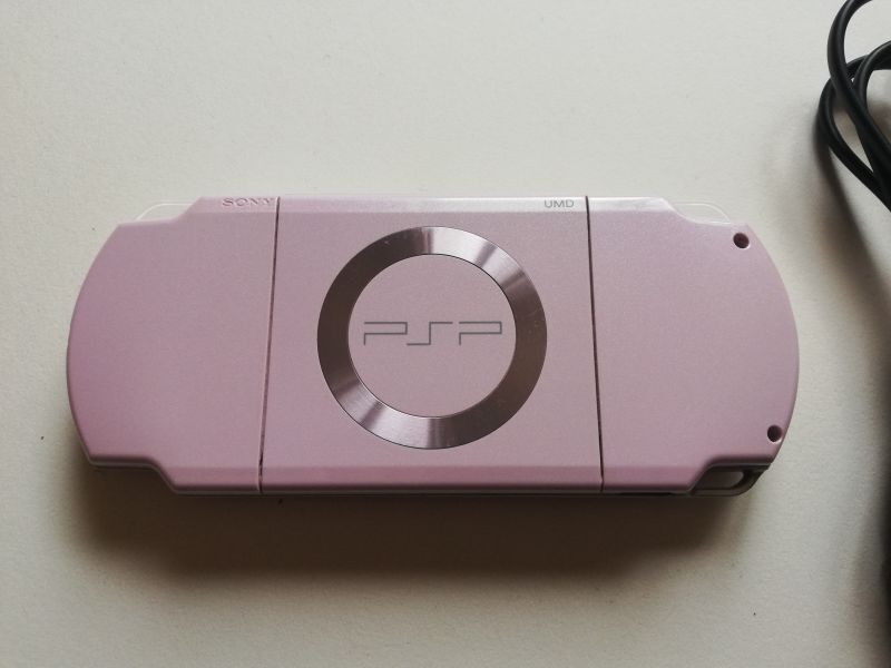PSP-2000本体 ローズピンク 箱説無 PSPプレイステーションポータブル
