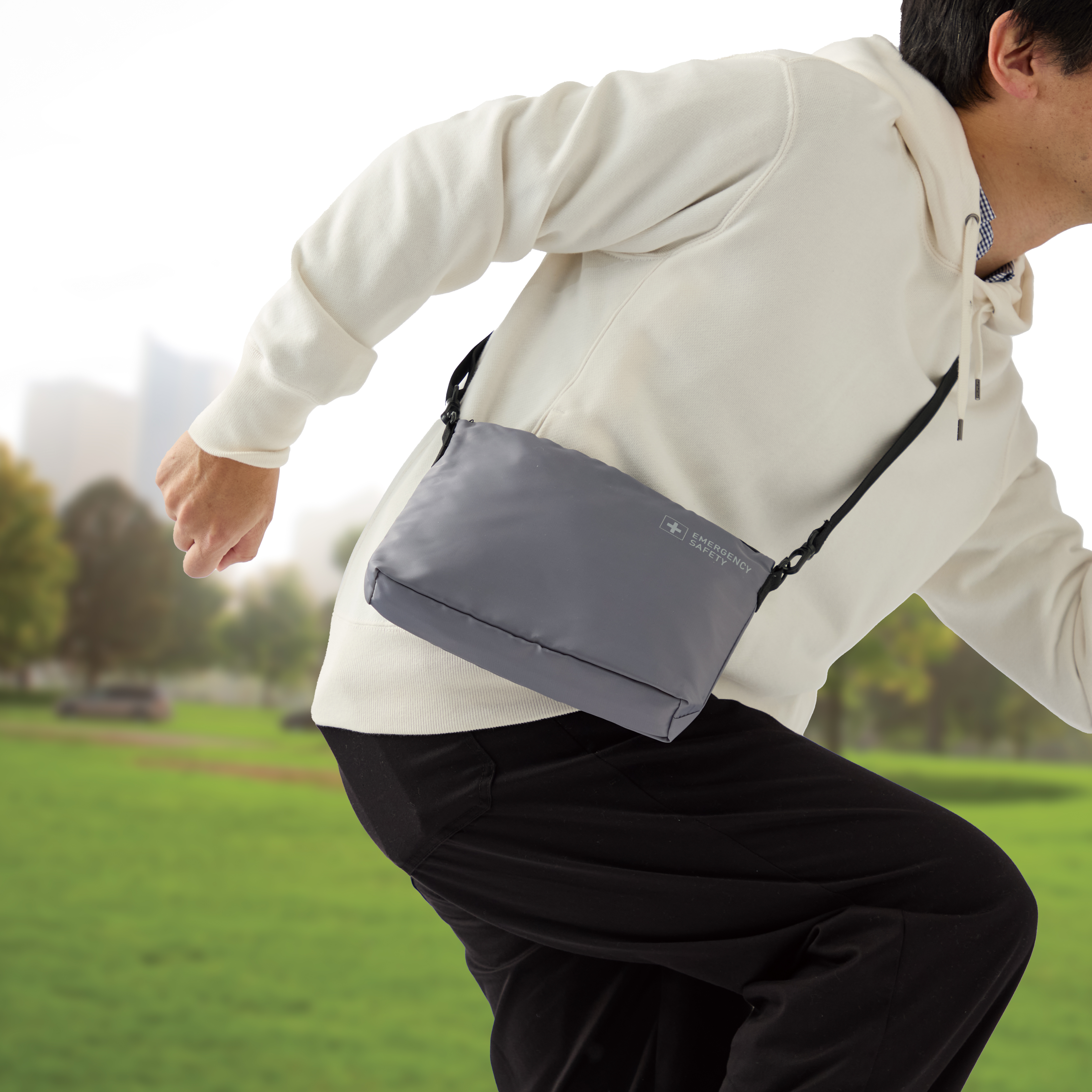 サコッシュ防災セット| 株式会社ゼニス