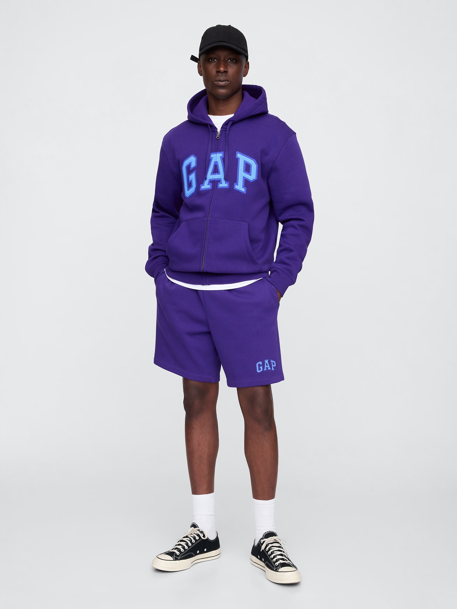 Gap公式オンラインストア | リラックス GAPロゴ ジップアップパーカー