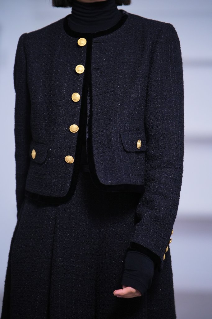 Tops｜SHE Tokyo online shop