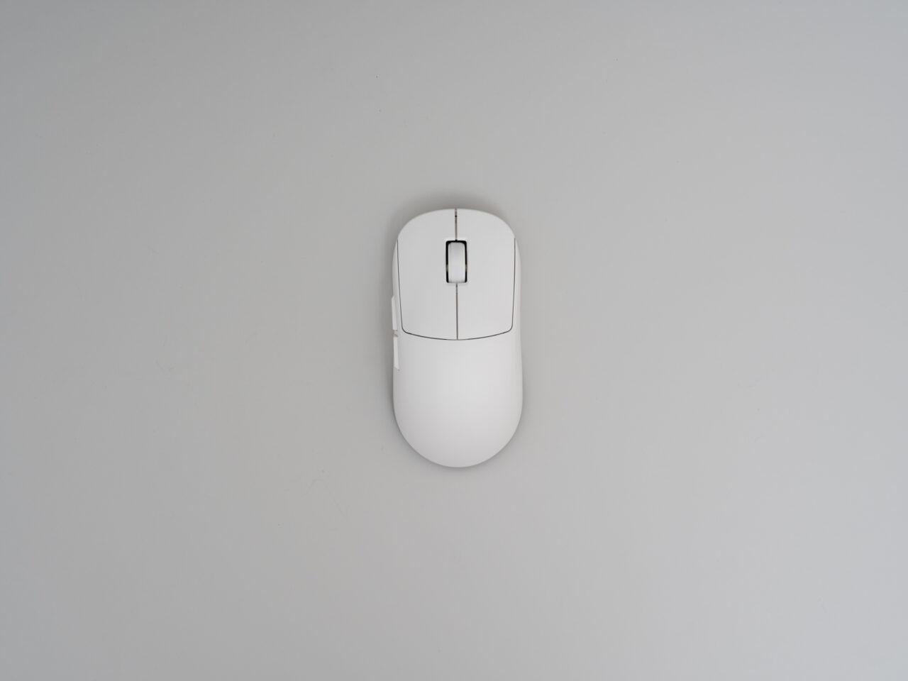 AIM1 時雨レビュー：約47gと軽量ながら高耐久、オールホワイト