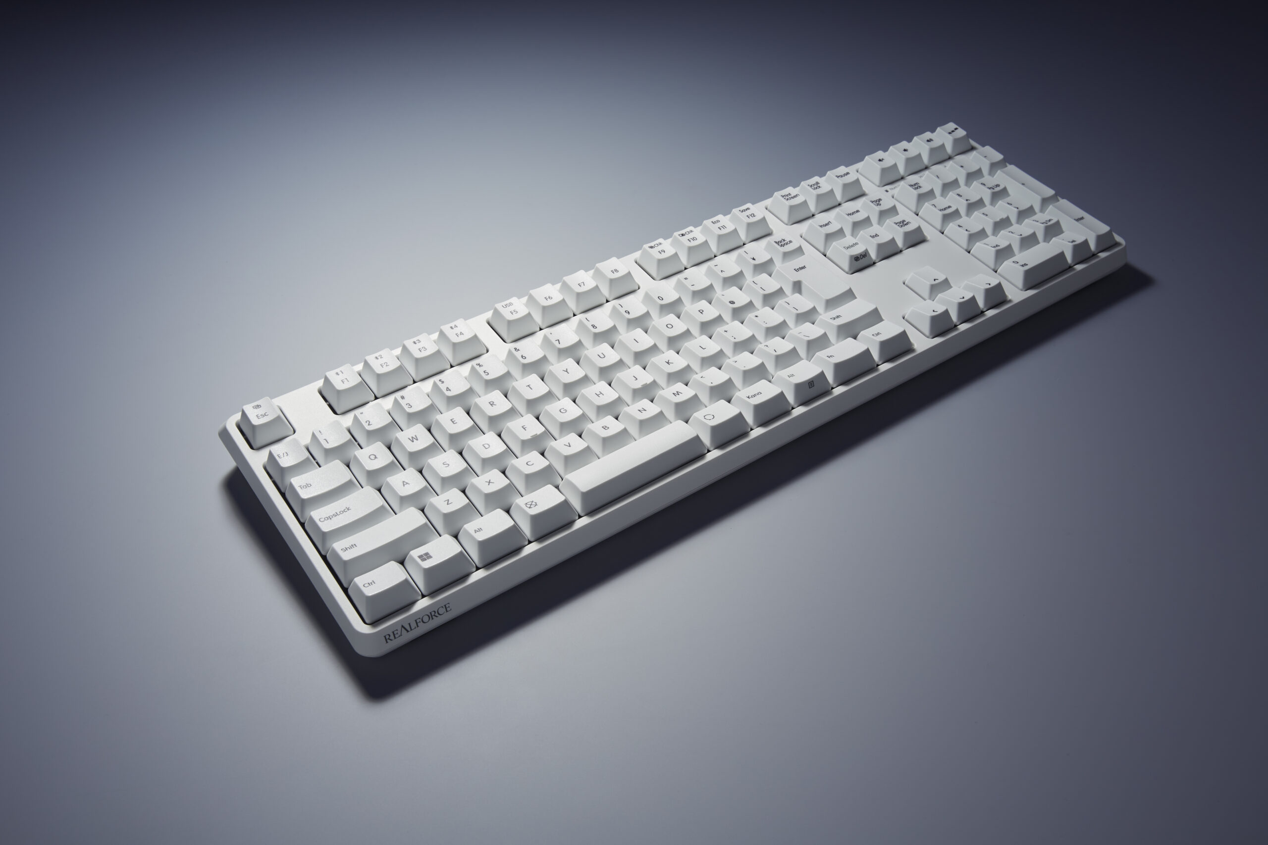 東プレ、REALFORCE最新作「R4」を発表。22段階APC、近接センサー