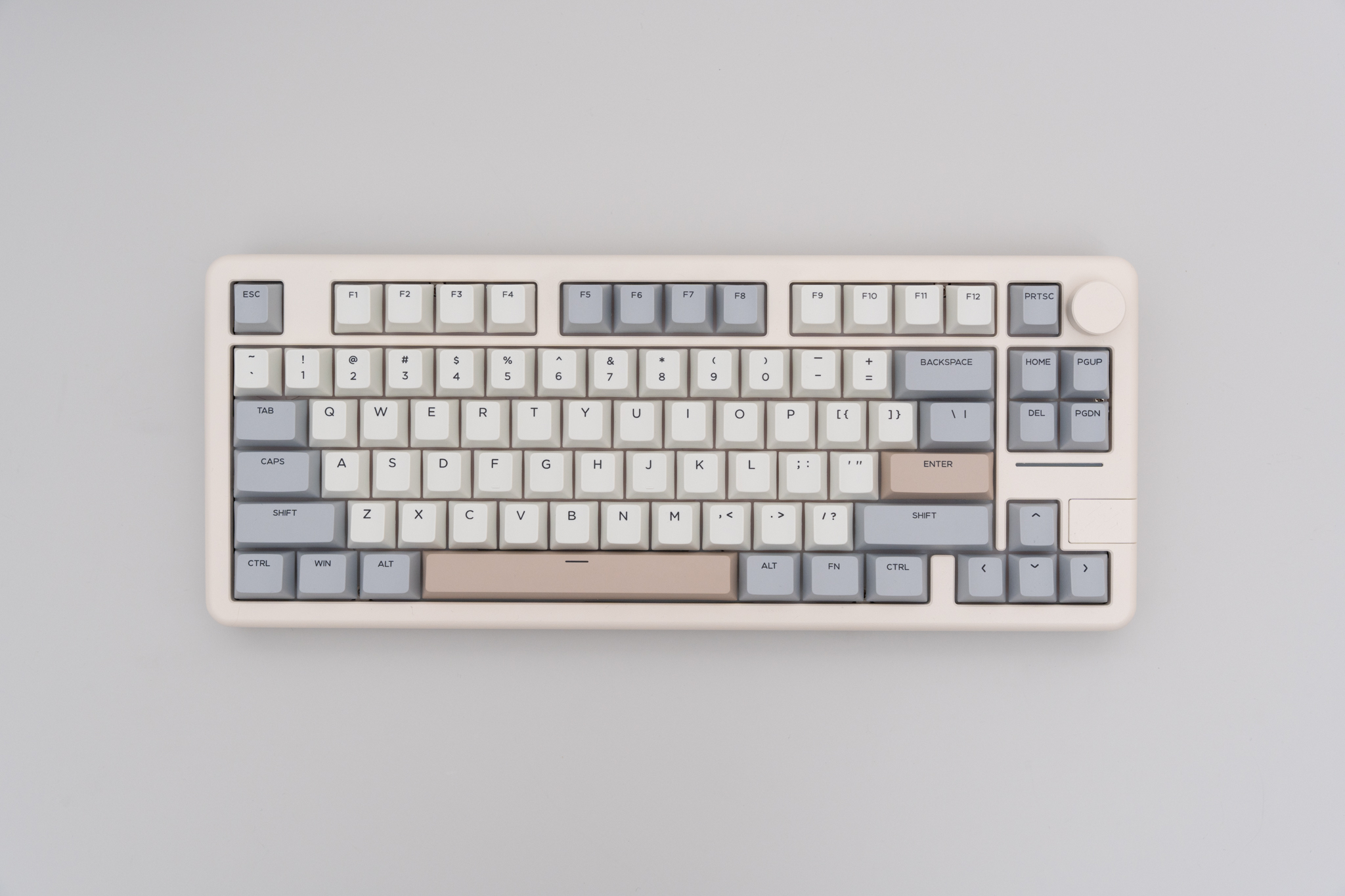 EPOMAKER Galaxy70 レビュー：重厚感のあるアルミボディとクリーミーな