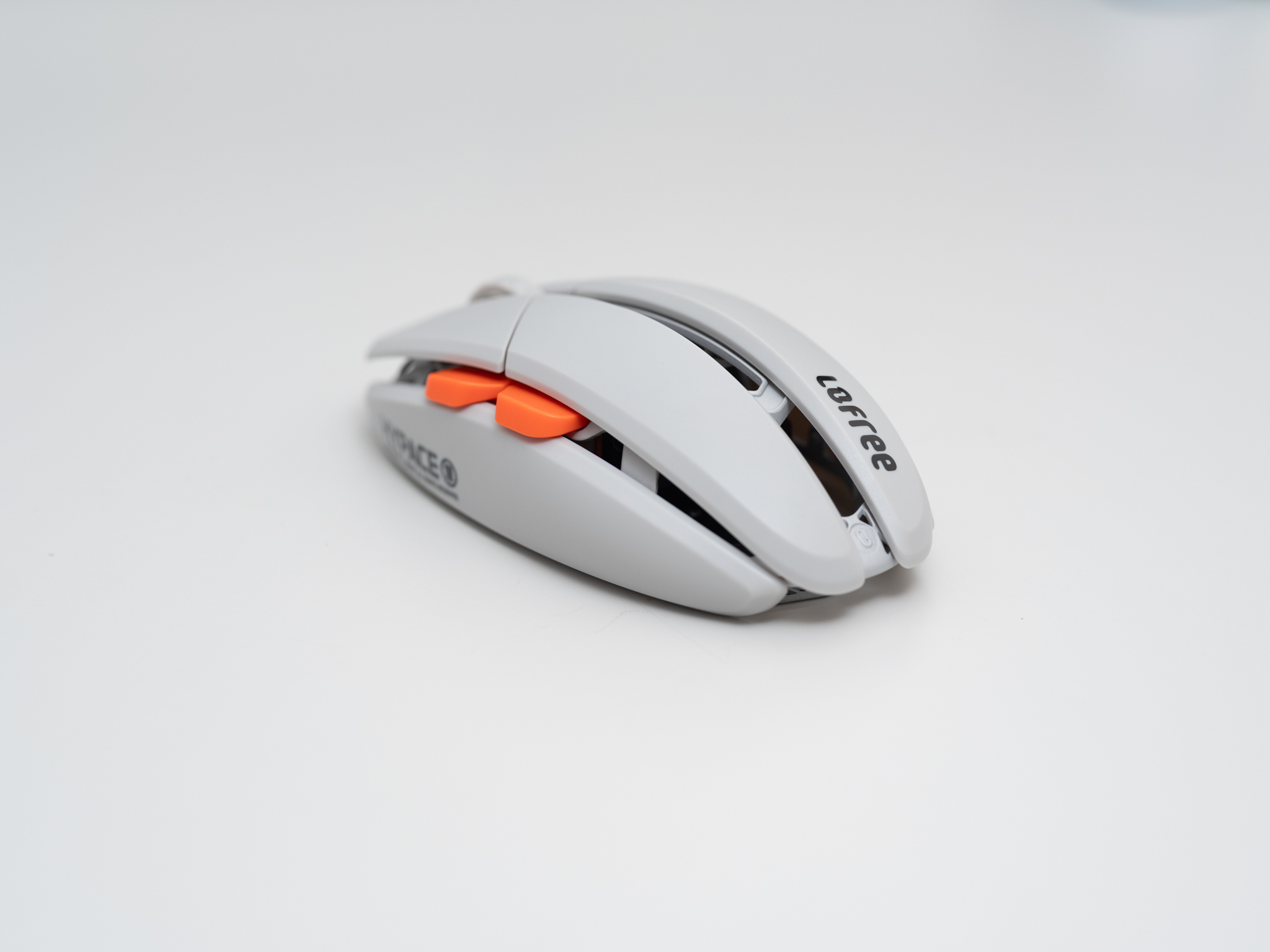 Lofree Hypace 隼 レビュー：類を見ない独創的なデザインを採用した