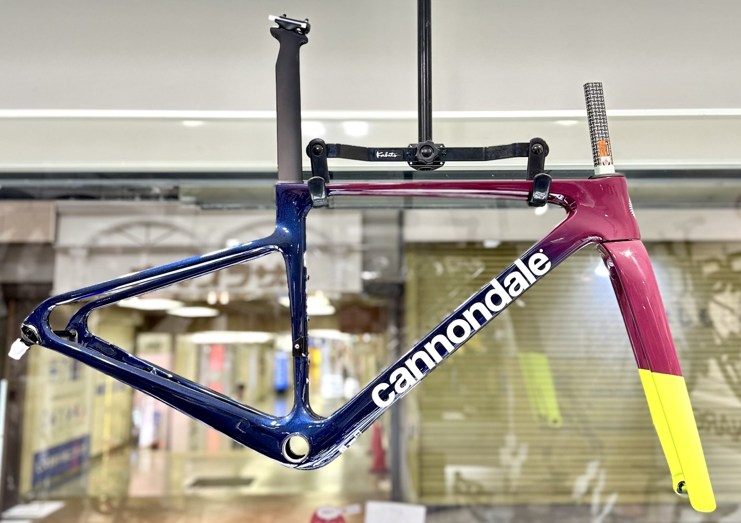 Super Six Evo Hi-Mod Frame Set 入荷しました😃 ヤマダサイクル三宮