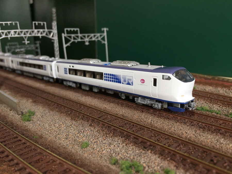 281系「はるか」Ver.2006が入線です。KATO 10-385 | NGaugeJP - 横濱