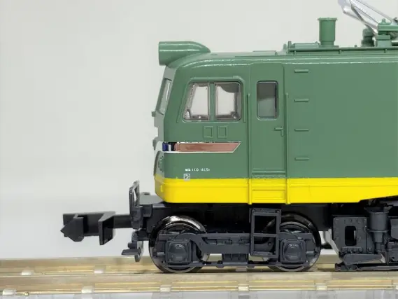 KATO 3039 EF58青大将 2002lot EF58 初期形大窓 青大将 の入線です