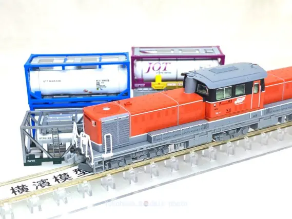 DD51形(愛知機関区・さよなら貨物列車) が入線しました。 TOMIX 97944