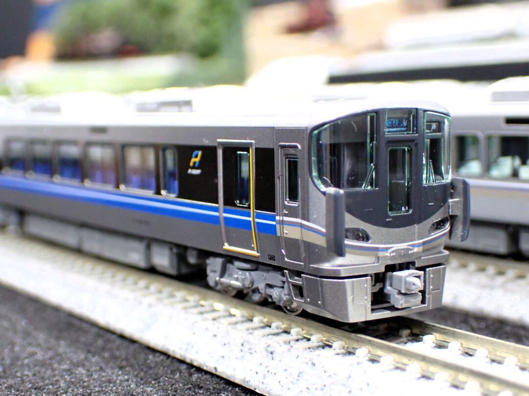 KATO 225系 100・700番台 4両セット 品番：10-1900 | NGaugeJP - 横濱模型