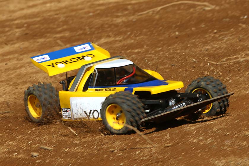 注文殺到！ヨコモ、伝説の「YZ-834Bドッグファイター」復刻版を再販