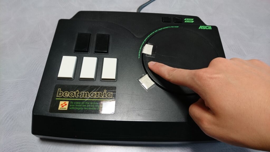 ASCII製ビートマニア専用コントローラー b.m.V PS を分解清掃！ /よ