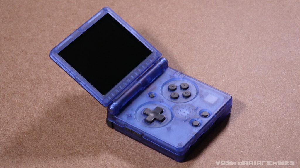 レビュー】まるでアレな折り畳みハード『ANBERNIC RG35XXSP』 | yoshives