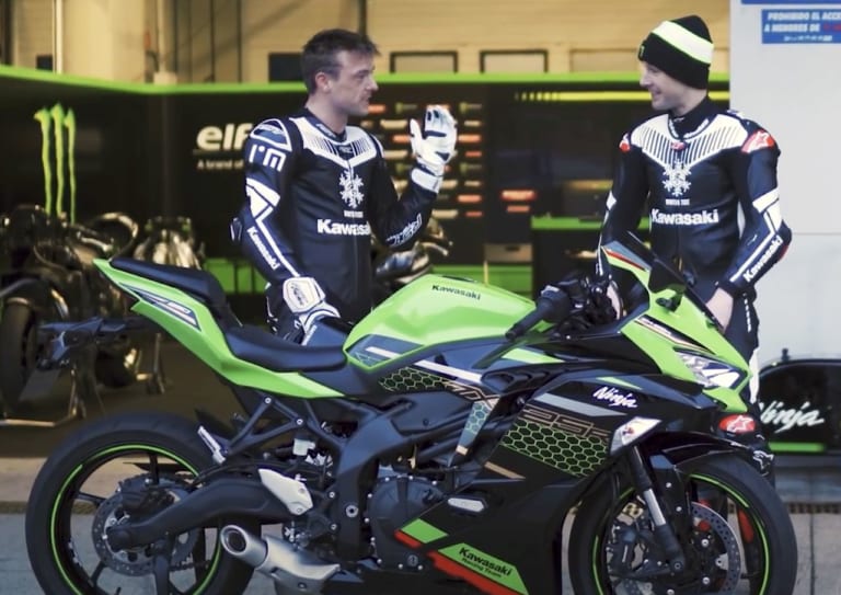 カワサキ ニンジャZX-25Rファーストインプレ〈ジョナサン レイ